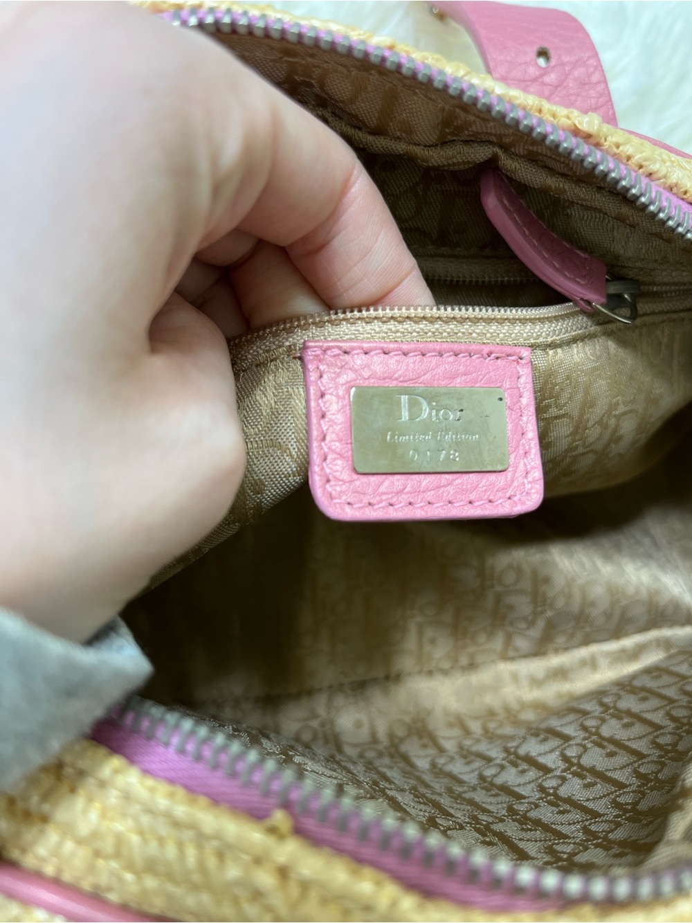 Limited Edition 2005 Dior Floral Wicker and Pink Raffia Flower Vintage Hand Bag - Picture 7 of 8